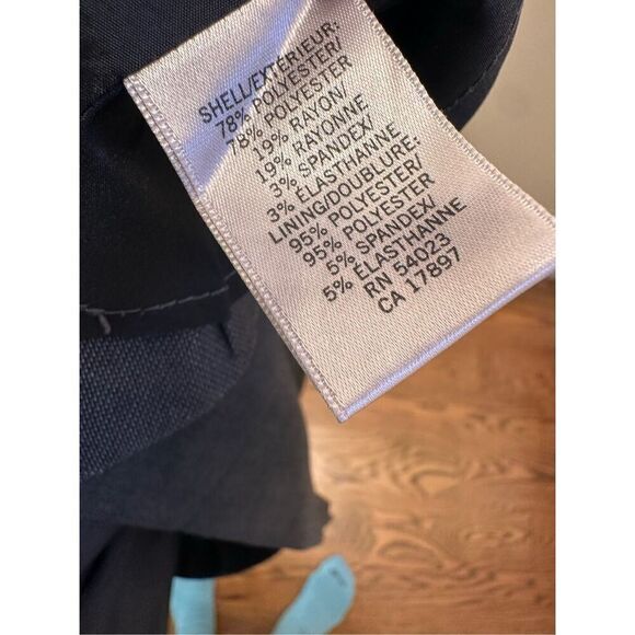 Banana Republic Gray Slightly Flared Zip Up Lined Skirt Size 6 - Picture 5 of 5